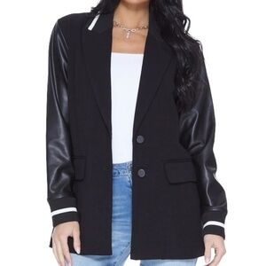 VARSITY BLAZER